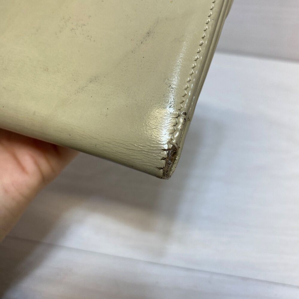 Gucci Bi-Fold Long Womens Wallet GG Monogram Authentic Beige W Gold Clasp - Picture 6 of 16